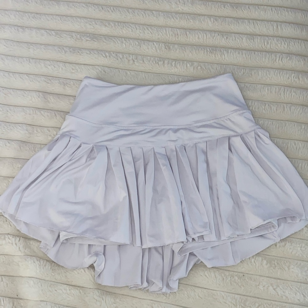 White tennis skirt, size s.